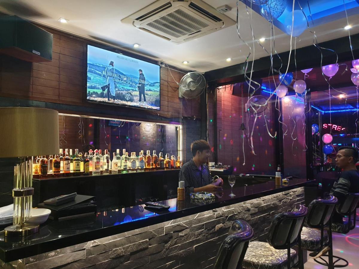 Secrets - Pattaya Hotel Bagian luar foto