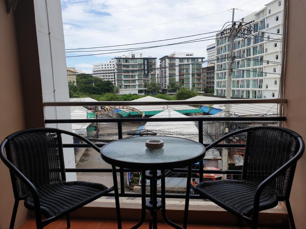 Secrets - Pattaya Hotel Bagian luar foto